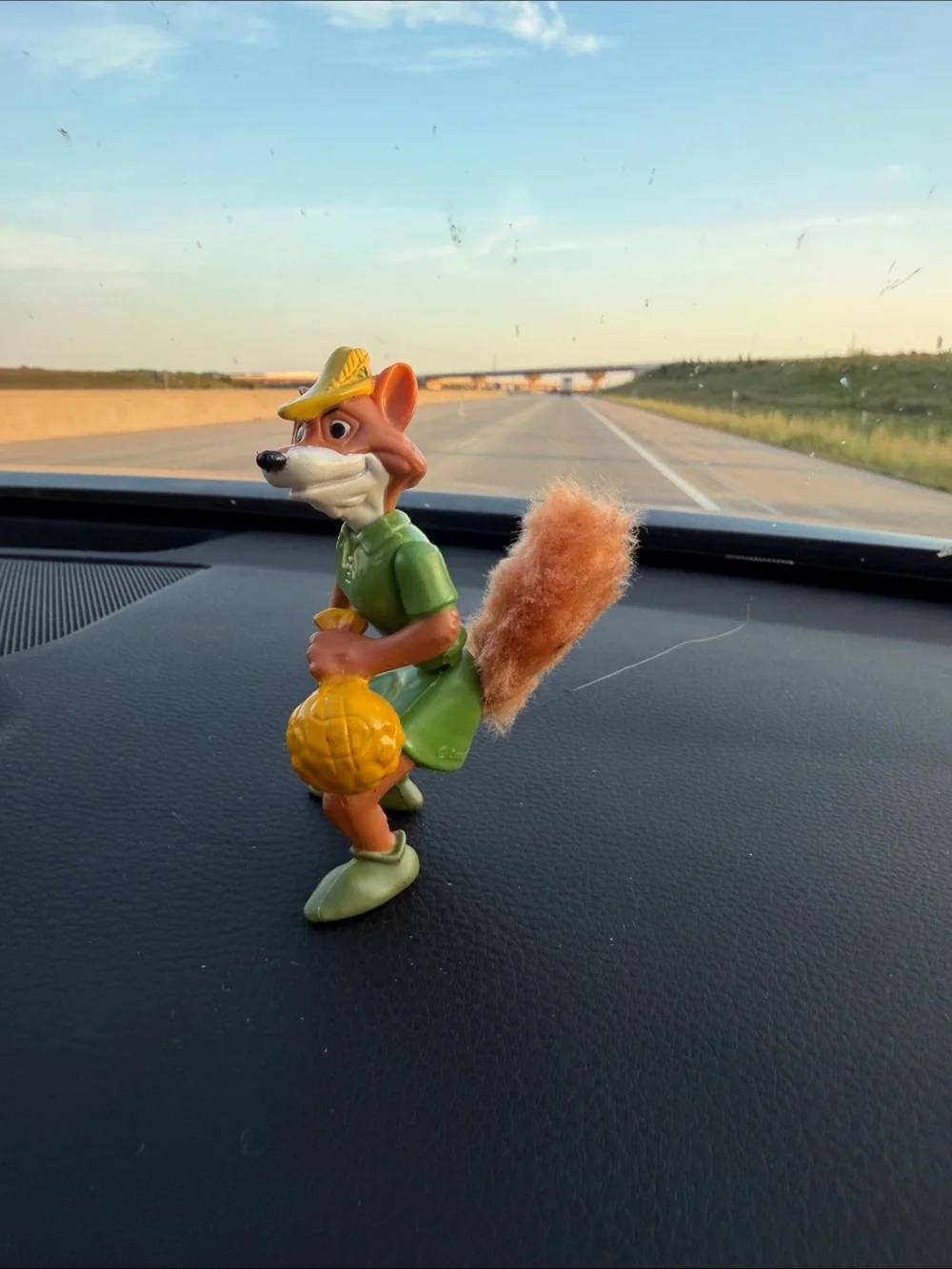 Disney's Animated Robin Hood With Loot Bag Toy Figure